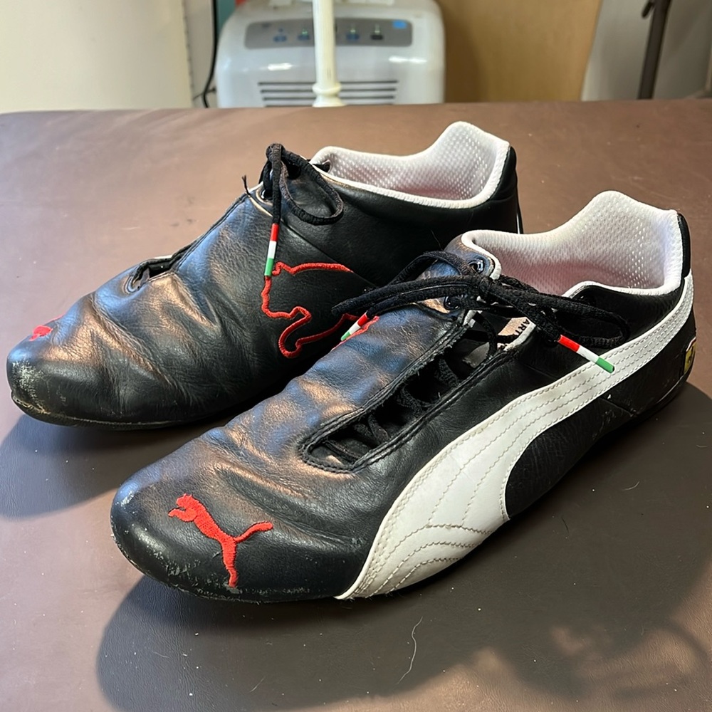 Puma future cat 10th anniversary sneakers Ferrari black and white size 11.5